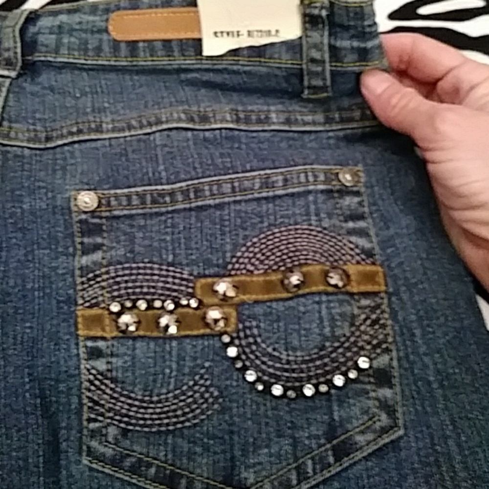 Cos Capri Jeans - Picture 3 of 7
